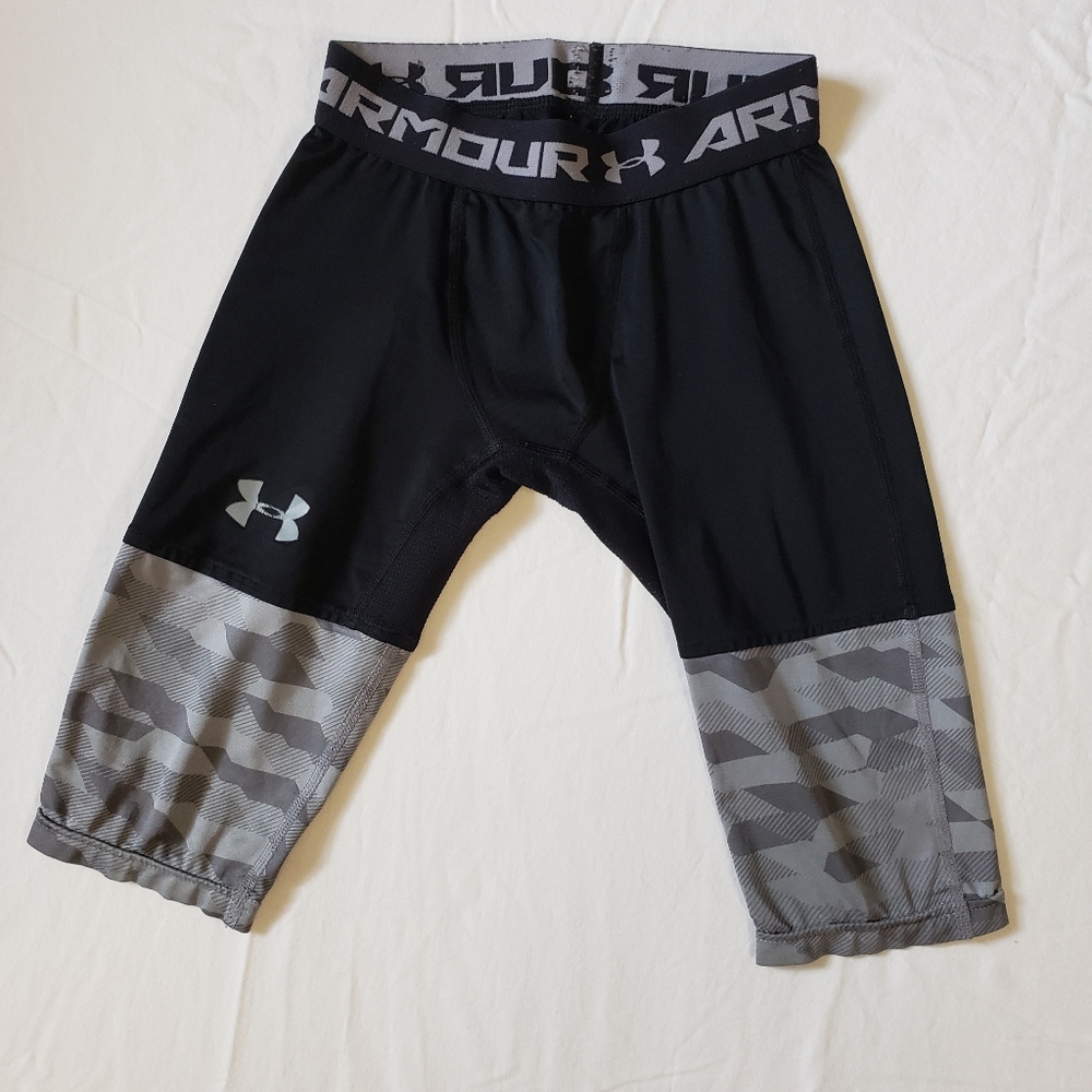 Under Armour Heatgear Sport Compression Tight Youth 3/4 Black Size Y Xs/JTP/EP - Picture 6 of 6